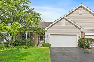 1481 Waterside Dr, Dekalb, IL 60115 - Photo 2