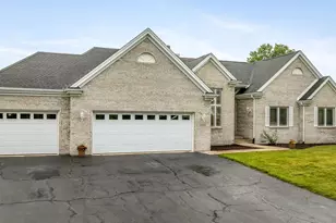 12470 Arrowwood Ln, Belvidere, IL 61008 - Photo 4