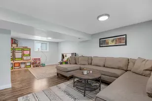 9401 S 80th Ct, Hickory Hills, IL 60457 - Photo 20