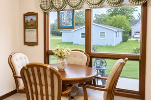 606 E Fine St, Ashkum, IL 60911 - Photo 10