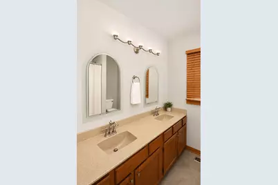 506 Old Country Way, Wauconda, IL 60084 - Photo 18