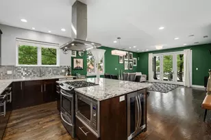 3559 W Montrose Ave, Chicago, IL 60618 - Photo 8