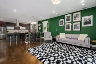 3559 W Montrose Ave, Chicago, IL 60618 - Photo 2