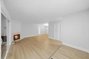 19409 Oakwood Ave, Country Club Hills, IL 60478 - Photo 10
