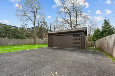 830 Deerfield Road, Highland Park, IL 60035 - Photo 2