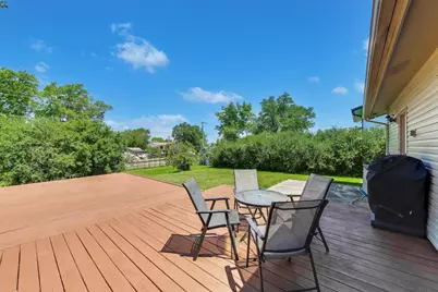 420 Bode Road, Hoffman Estates, IL 60169 - Photo 16