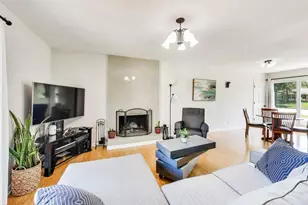 420 Bode Rd, Hoffman Estates, IL 60169 - Photo 4