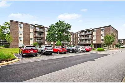 1311 S Finley Road #317, Lombard, IL 60148 - Photo 1