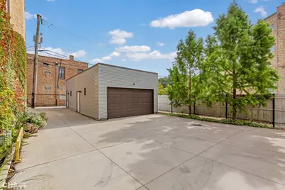 3967 S Drexel Boulevard, Chicago, IL 60653 - Photo 10