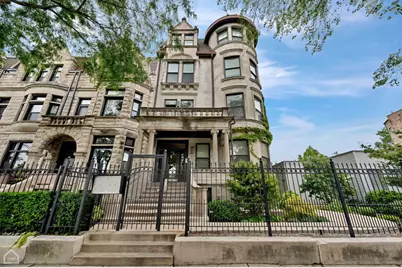 3967 S Drexel Boulevard, Chicago, IL 60653 - Photo 2