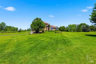 8240 W Yorkshire Ln, Monee, IL 60449 - Photo 6