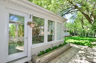 8144 Keystone Ave, Skokie, IL 60076 - Photo 24