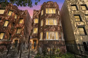 7537 S Phillips Ave, Chicago, IL 60649 - Photo 1