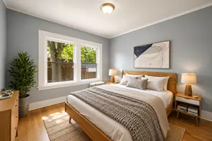 7537 S Phillips Ave, Chicago, IL 60649 - Photo 18