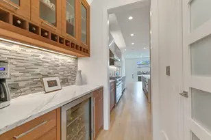3012 N Hoyne Ave, Chicago, IL 60618 - Photo 8