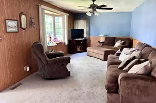 4 Geneske Ct, Streator, IL 61364 - Photo 2