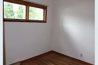 426 S Clinton Street, Clifton, IL 61727 - Photo 18