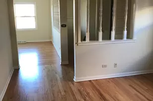 5025 Carol St, Skokie, IL 60077 - Photo 14