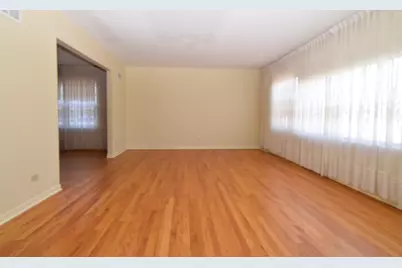 5025 Carol Street #2, Skokie, IL 60077 - Photo 2