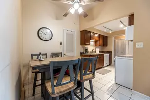 4123 W 98th St, Oak Lawn, IL 60453 - Photo 6