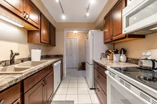 4123 W 98th St, Oak Lawn, IL 60453 - Photo 8