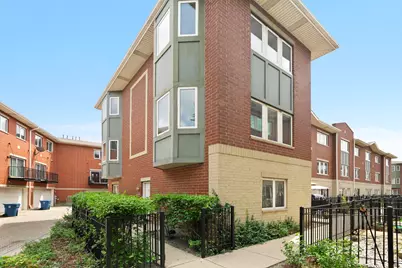 2403 W 32nd Place, Chicago, IL 60608 - Photo 2