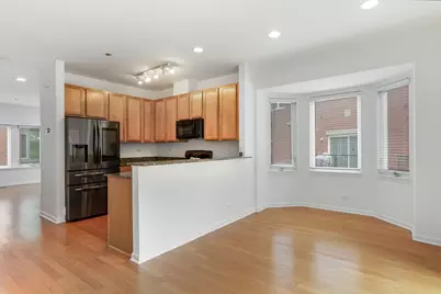 2403 W 32nd Place, Chicago, IL 60608 - Photo 8