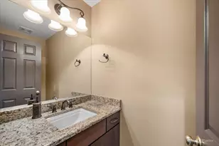 16820 W Serranda Dr, Libertyville, IL 60048 - Photo 18