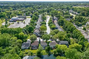 16820 W Serranda Dr, Libertyville, IL 60048 - Photo 46