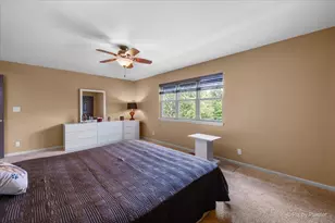 16820 W Serranda Dr, Libertyville, IL 60048 - Photo 22
