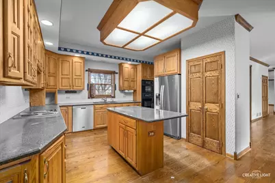 7N242 Whispering Trail, Saint Charles, IL 60175 - Photo 8