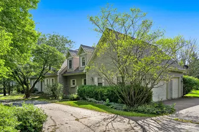 7N242 Whispering Trail, Saint Charles, IL 60175 - Photo 2