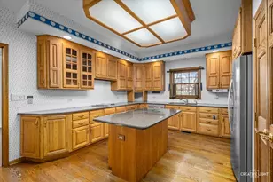 7N242 Whispering Trail, Saint Charles, IL 60175 - Photo 8