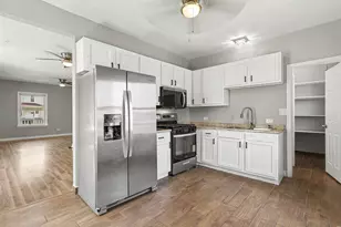 1323 Park Ave, Chicago Heights, IL 60411 - Photo 4