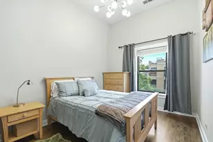 1510 W Roscoe St, Chicago, IL 60657 - Photo 10