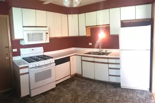 10351 Dickens St, Westchester, IL 60154 - Photo 10