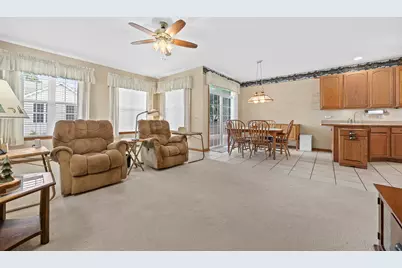21254 Montclare Lake Drive, Crest Hill, IL 60403 - Photo 14