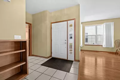21254 Montclare Lake Drive, Crest Hill, IL 60403 - Photo 8