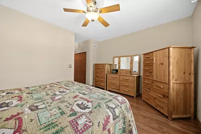 21254 Montclare Lake Drive, Crest Hill, IL 60403 - Photo 20