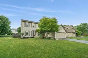 151 Holly St, Bolingbrook, IL 60490 - Photo 2