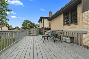 8841 167th St, Orland Hills, IL 60487 - Photo 22