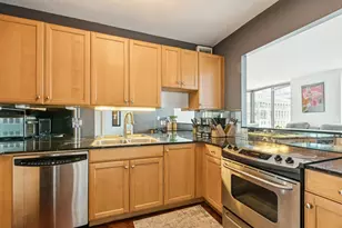 400 N La Salle Dr, Chicago, IL 60654 - Photo 4