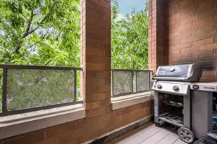 1719 N Western Ave, Chicago, IL 60647 - Photo 4