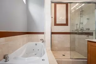 1719 N Western Ave, Chicago, IL 60647 - Photo 16