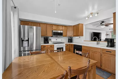 2112 Jasmine Drive, Crest Hill, IL 60403 - Photo 8
