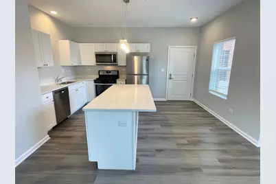 301 N Madison Street #2F, Woodstock, IL 60098 - Photo 4