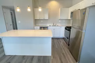 301 N Madison St, Woodstock, IL 60098 - Photo 2