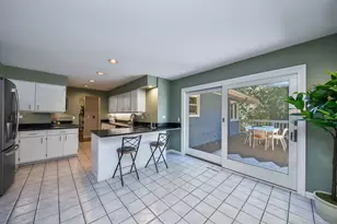 917 Royal Blackheath Ct, Naperville, IL 60563 - Photo 14