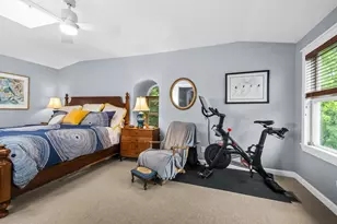 3714 N Bosworth Ave, Chicago, IL 60613 - Photo 16