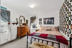 3714 N Bosworth Ave, Chicago, IL 60613 - Photo 20